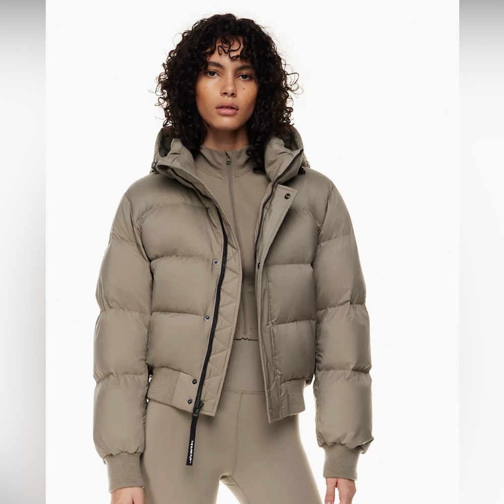 Aritzia Super Puff Bomber Jacket